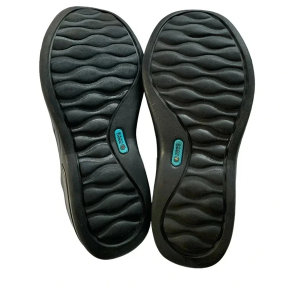 Bzees Niche Slip On Washable
Womens Slip Ons Black Mesh Fabric Size 6 - Picture 4 of 9